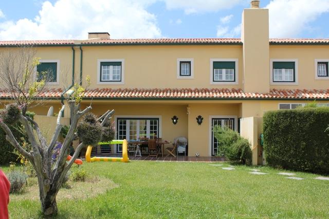 Casa Safara -villa with private garden in Aldeia de Irmãos – Azeitão